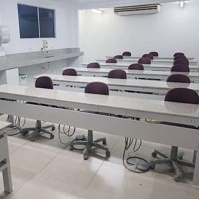 Bancada Para Laboratório De Microscopia