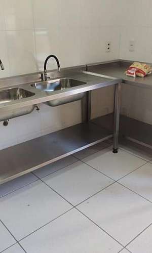 Pia de inox para laboratório Pia de inox para laboratório